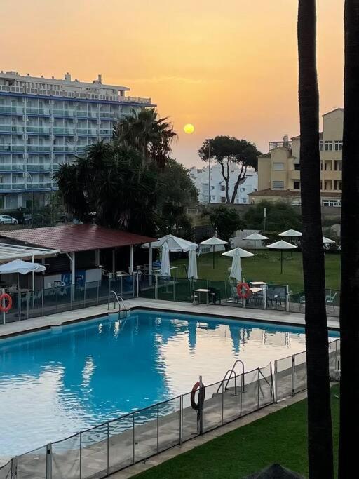 Appartement Cozy Renovated Studio Located In Centre Of And Puerto Marina *
