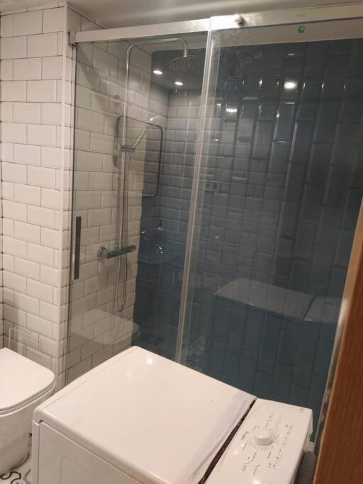 Lejlighed Cozy Renovated Studio Located In Centre Of And Puerto Marina *